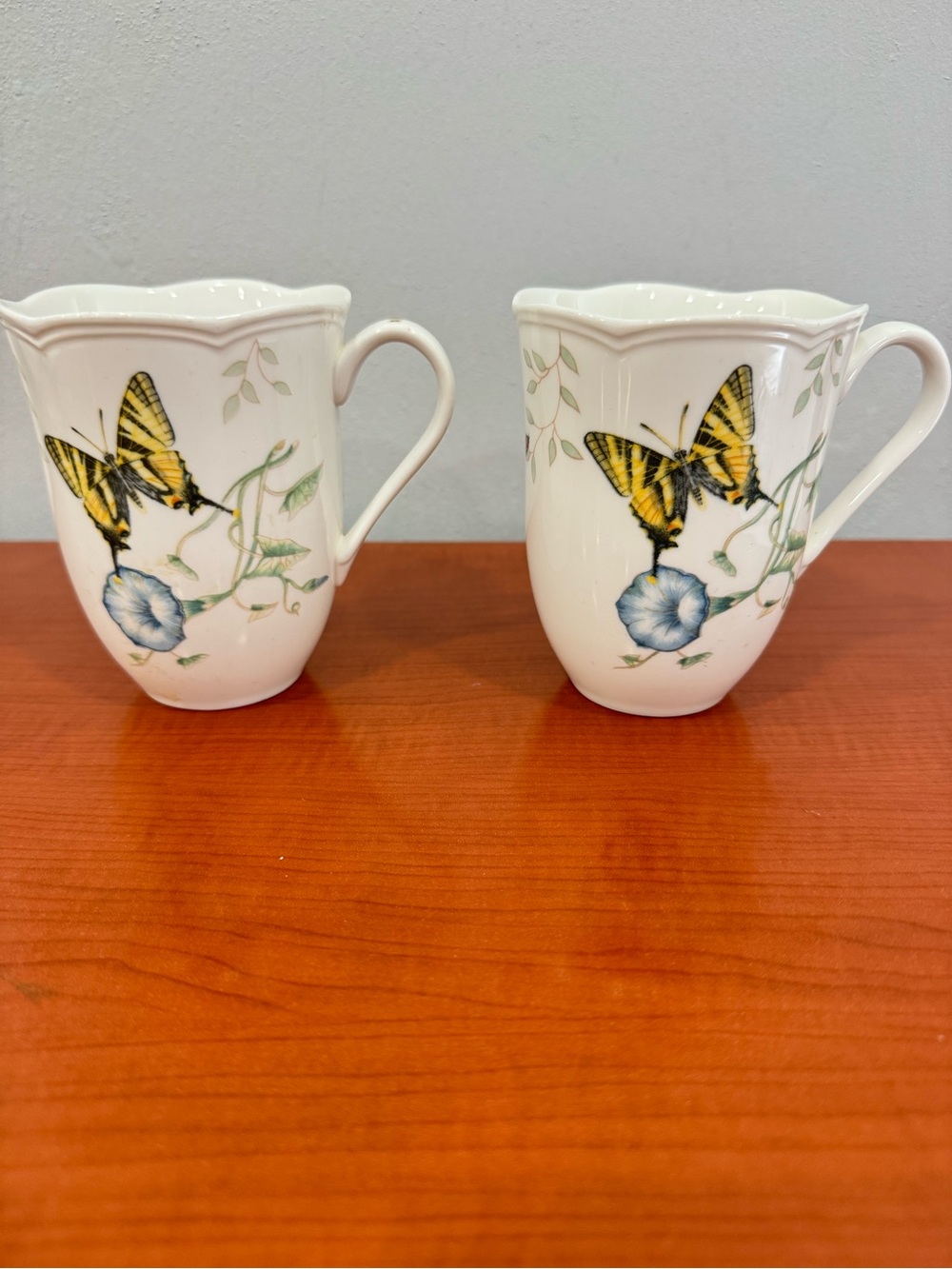 2 Lenox Butterfly Meadow Swallowtail Butterfly Mug Porcelain 12 oz
